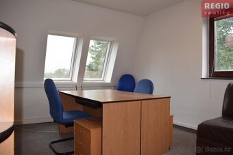 Pronájem kanceláři - 15,9 m2 včetně nábytku  v Třinci ul.Kaš - 2