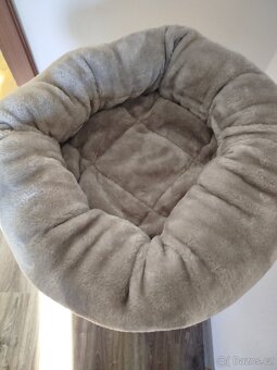 Prodám škrabadlo pro kočky. - 2