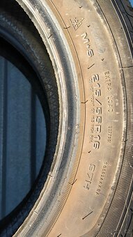 2ks zimní pneu 215/55R16 - 2