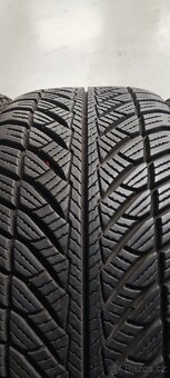 1ks 245/45R18 Goodyear UltraGrip, DOT 4420, 7.6mm. Run Flat. - 2
