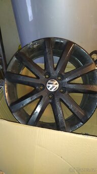 ALU  kola 5x112 r17, 7,5 j VW Passat - 2