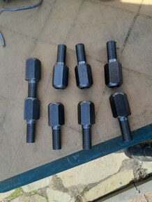 Šrouby na závaží do předních kol na zetor 3011 - 2