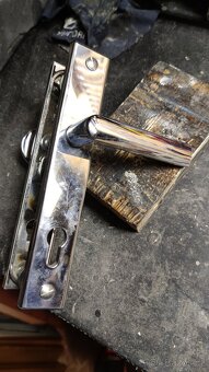 Bezpečnostní kování - 2