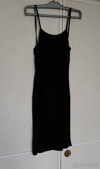 Černé šaty zn. Boohoo - 2