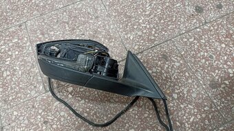 Škoda Superb 3 pravé zrcátko - 2