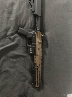 Airsoftová zbraň - 2