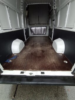 Pronájem dodávky s řidičem Brno - 2