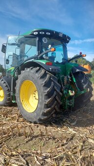 John Deere 7230R - 2