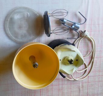 PRAGOMIX  SPECIAL  HNĚTAČ  A  ŠLEHAČ - 2