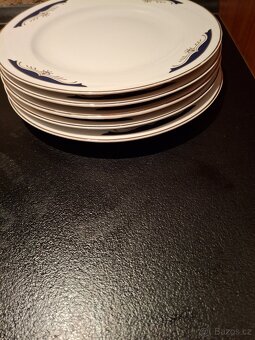 Talíře mělké a podšálky - 2