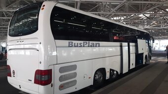 Man Lions Coach L RO8 - 2