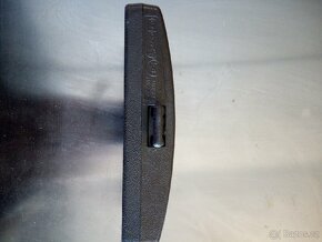 Favorit, zpětné zrcátko - 2