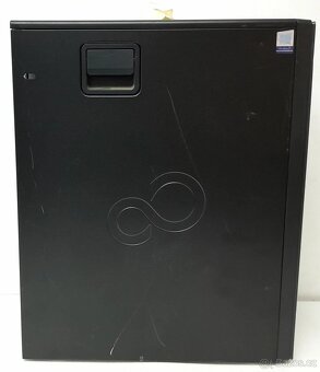 PC Fujitsu Esprimo P557 - 2