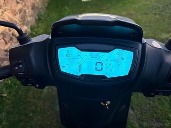 PIAGGIO MEDLEY 125 - top stav - 2