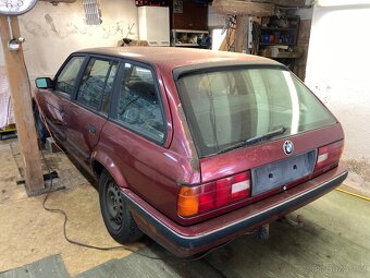 BMW E30 - na díly - 2