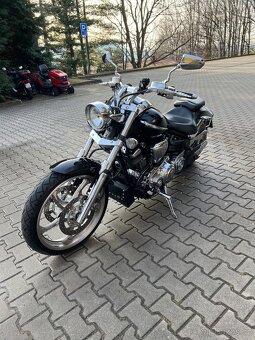Yamaha XV 1900 Raider - 2