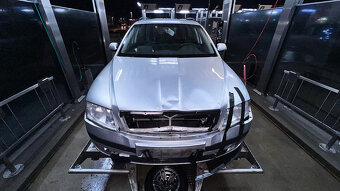 Vůz na náhradní díly Škoda Octavia 2 kombi 2004 BLS JCR LA7W - 2