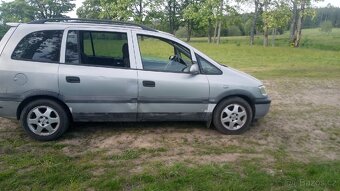 Opel Zafira - 2