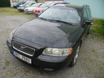 Volvo V 70 2.4 TD kombi - 2