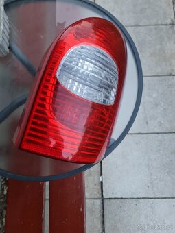 Xsara Picasso zadní světlo pravé ( za spolujezdcem ) - 2