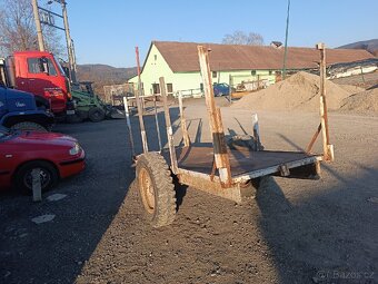 Vlečka za traktor - 2