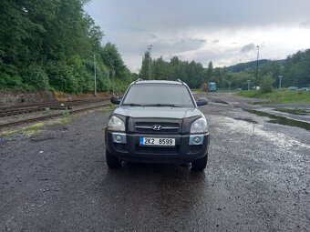 Prodám SUV Hyundai Tucson 2.0 benzin 4x4 - 2