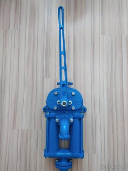 Pumpa LIla 75 - 2