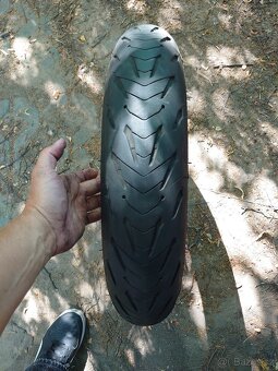 MICHELIN Road 5 - 2