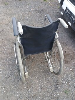 Invalidní vozík - 2