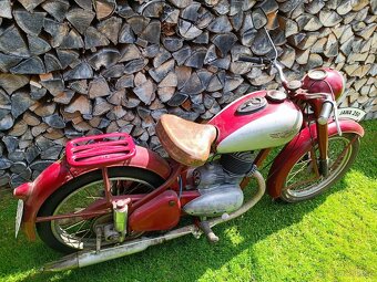 Jawa Pérák 250 patinovka po GO motoru s doklady 1951 - 2