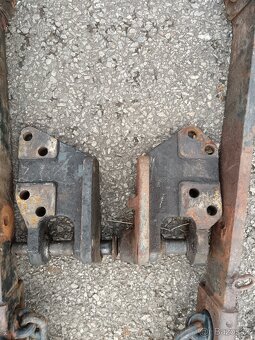 ZETOR RAMENA KONZOLE 6211,6245,7211,7245,7711,7745.. - 2