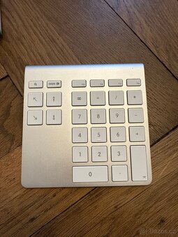 Belkin bezdrátová bluetooth numerická klávesnice YourType - 2
