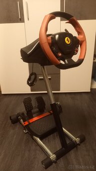 Volant s pedály Thrustmaster a stojanem pro Xbox - 2