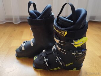 Prodám  lyžářské boty Fischer RC4 60, vel 245 (EU38.5) - 2