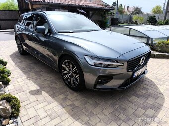 Prodáme Volvo V60 R-Design AWD B6 mildhibrid 183 kw ATM - 2