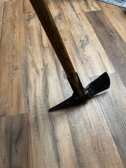 Sekera hasičská - 2