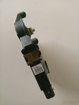 Motorek stahování oken Octavia 1 - 2