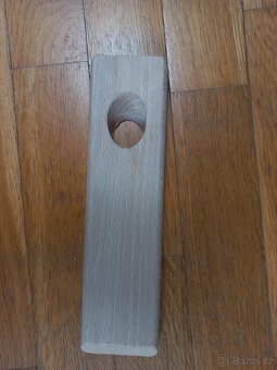 Dřevěný stojan na lahev vína - 2