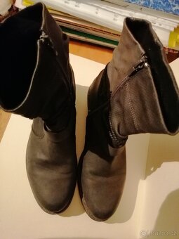 Prodám dámské boty velikost 38. - 2