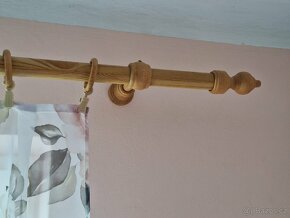 Prodám dřevěné (imitace) garnýže - 3 ks - 2