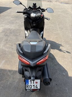 Yamaha xmax 125 - 2