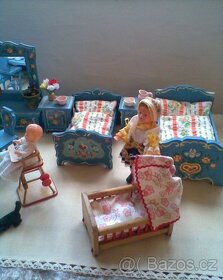 Retro  modrý nábyteček s panenkami - 2