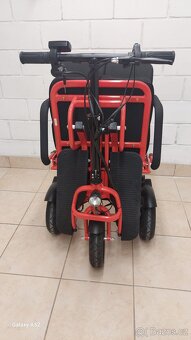ELEKTRICKÁ SKLÁDACÍ TŘÍKOLKA - 2