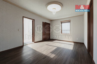 Prodej rodinného domu, 320 m², Černiv - 2