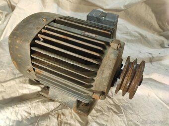 PRODÁM elektromotor 0,75kW - 2