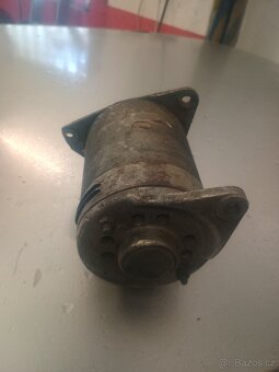 Dynamo veterán - 2