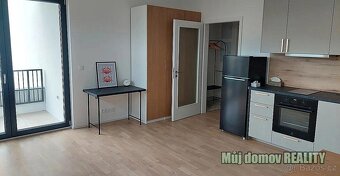 Pronájem bytu 1+kk, 34 m s balkonem Hasilova, Praha Stodůlky - 2