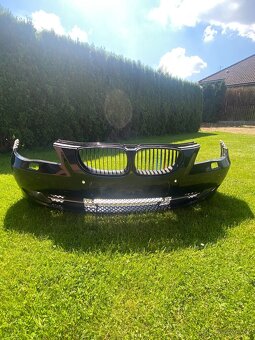 BMW e60 přední nárazník - 2