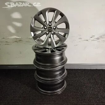 Toyota 5x114,3 ET50 7Jx17 Originální kola Toyota - 2