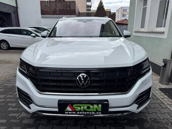 VW Touareg 3,0 TDi 4x4, 1. maj,ČR,serviska, DPH, záruka - 2